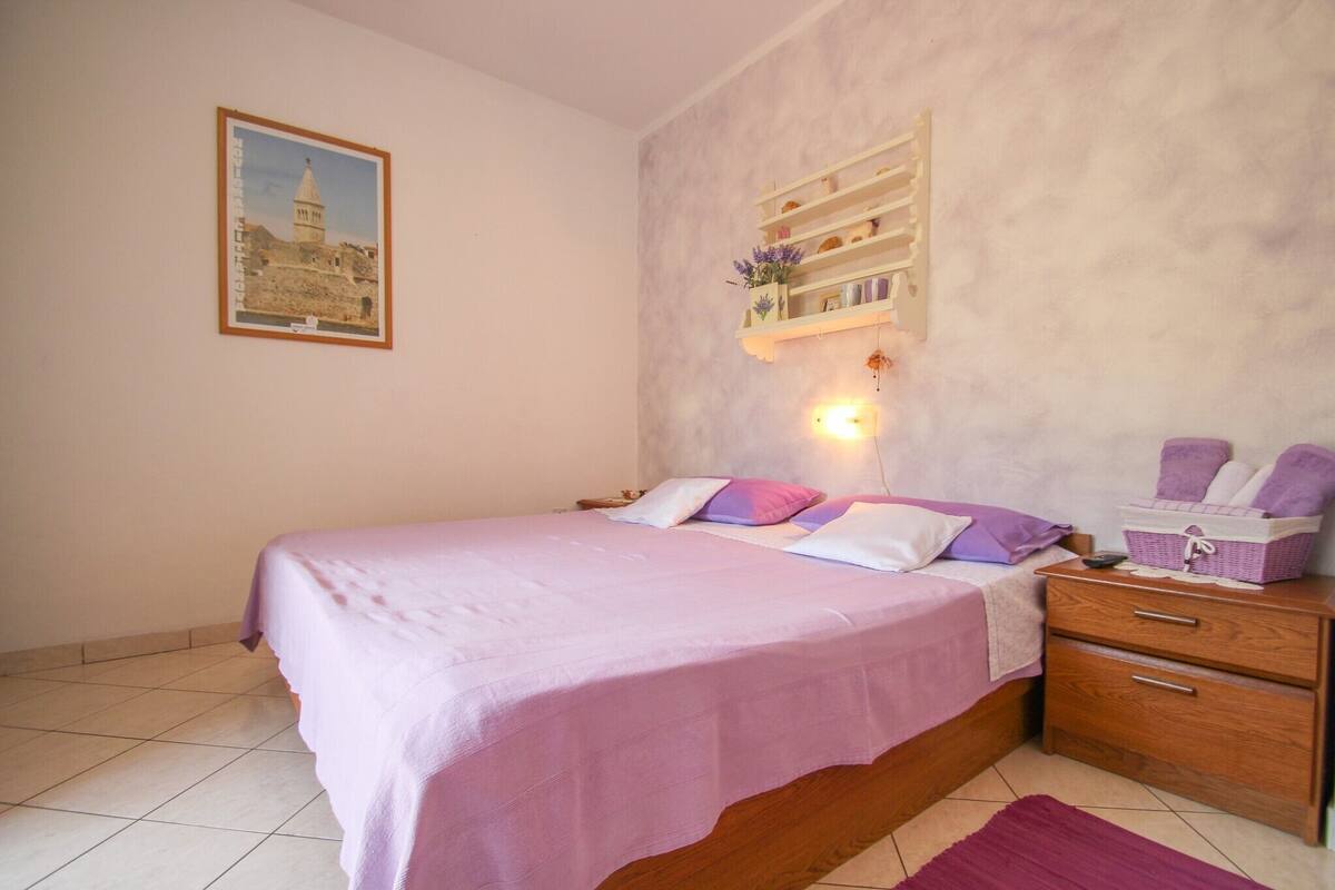 Studio (Apartment nr. 2) | Free WiFi, bed sheets
