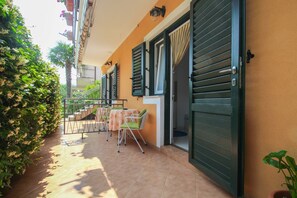 Studio (Apartment nr. 1) | Terassi/patio