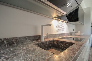 Apartment, Terrace | Private kitchen | Full-size fridge, microwave, oven, stovetop