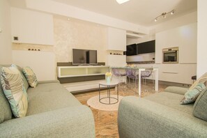 Apartment, Terrace | Living area | Flat-screen TV - Amelie (Novigrad)