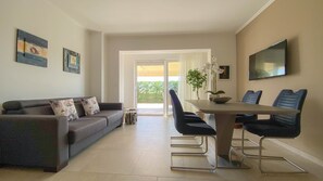 Appartamento, al piano terra (Dino) | Area soggiorno | TV a schermo piatto