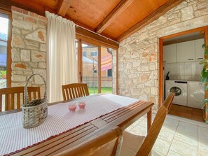 House, 2 Bedrooms | Terrace/patio