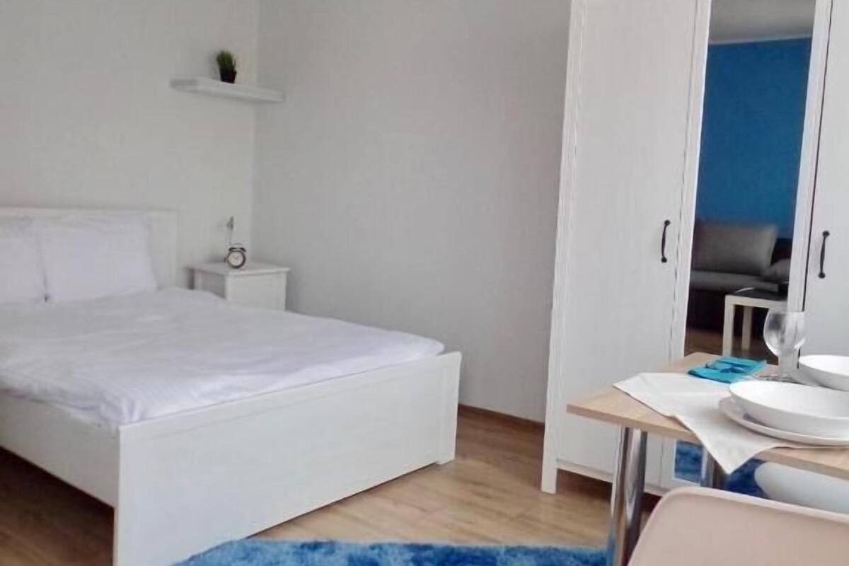 Lägenhet Deluxe - balkong | 1 sovrum, strykjärn/strykbräda, gratis wi-fi och sängkläder