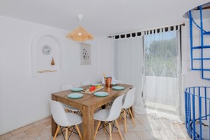 Dining - Eco Beachfront Villa (Gennadi)