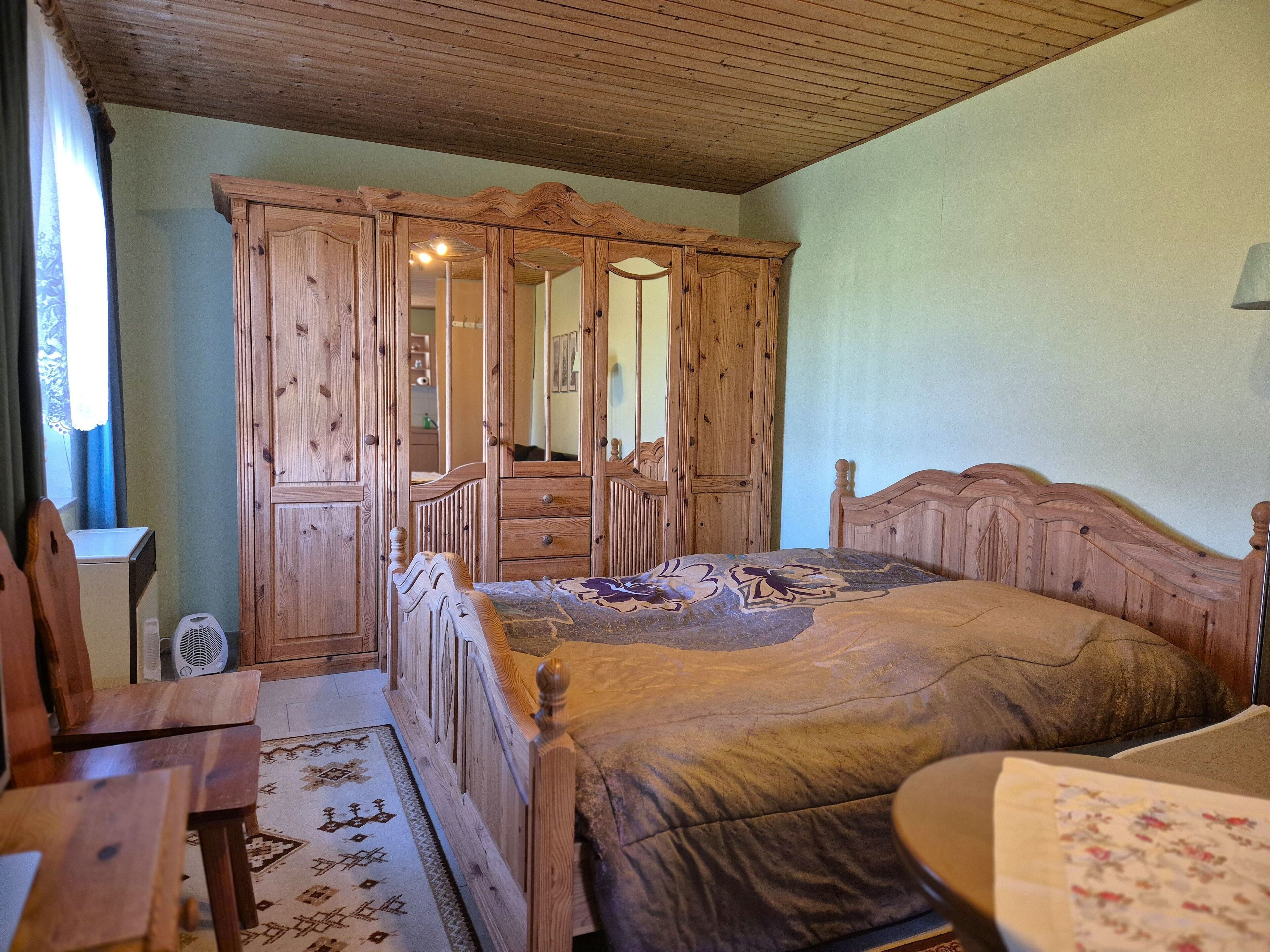 1 camera, Wi-Fi, lenzuola