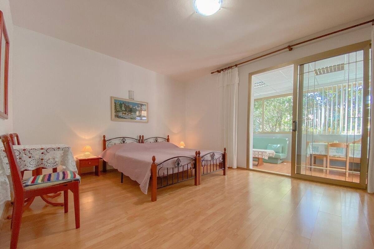 Apartment, 1 Bedroom (3)