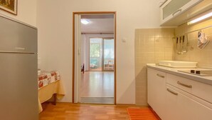 Unclassified image, 5 of 58, button - Beco (Novigrad)