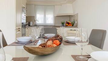 House, Private Pool | Private kitchen | Full-sized fridge, microwave, oven, stovetop