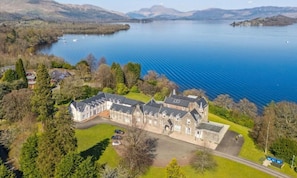 Exterior - Number 15 Lomond Castle - Sleeps 6 guests in 3 bedrooms (Alexandria)