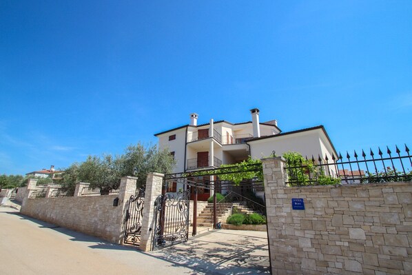 Exterior - Casa Rafael (Novigrad)