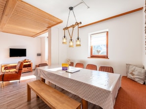 House | Dining