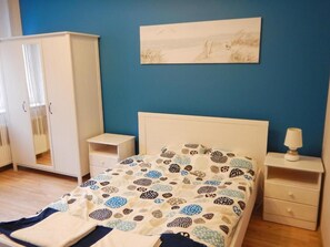 Standard-Doppel- oder -Zweibettzimmer
