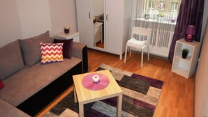 Standard Double Room | Ruang tamu