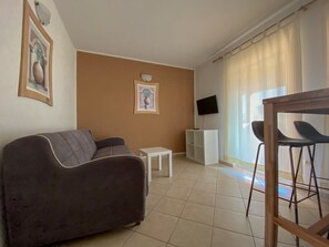 Apartment (David A2+1 nr.1) | Living area | Flat-screen TV - David (Novigrad)