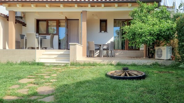 Apartment (2) | Exterior
