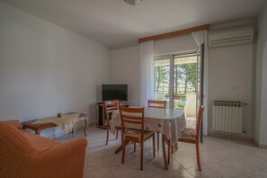 Appartement (A4) | Coin séjour