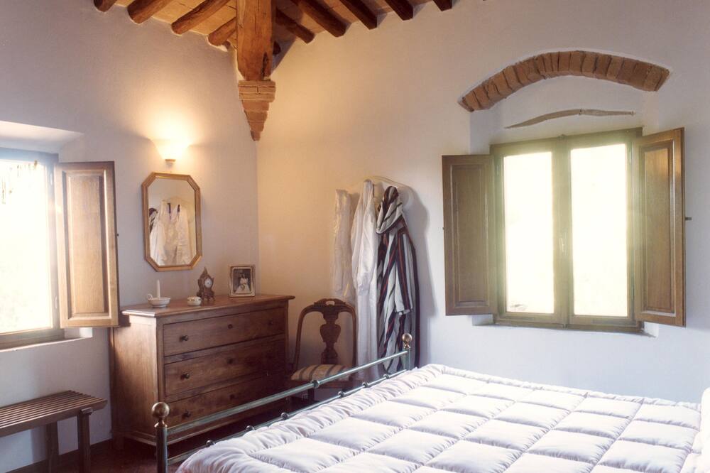 villa panconesi one bedroom apartment on the first floor \"GRANAIO\"