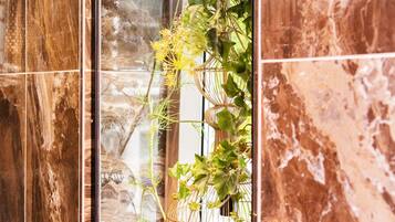 Exclusieve tweepersoonskamer (Kamer 3) | Badkamer | Handdoeken