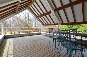 House | Balcony