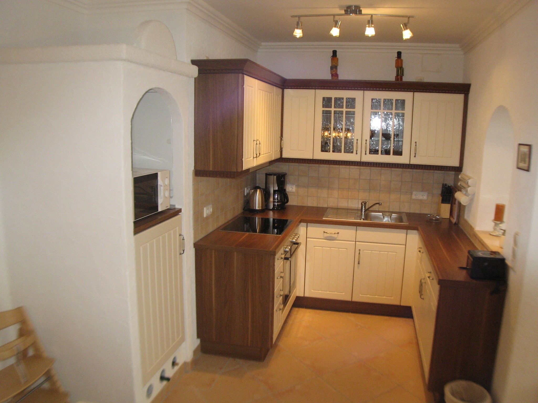 Microwave, oven, dishwasher