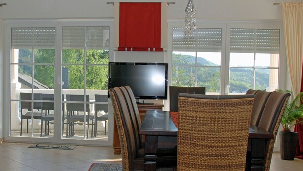 Apartment | Private kitchen | Microwave, oven, dishwasher - Beautiful Apartment in Adenau With Balcony (Adenau)
