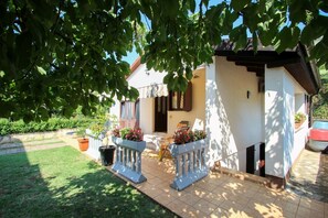 Courtyard - Fumica (Novigrad)