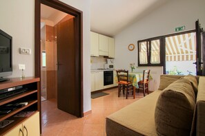 Rumah, 1 kamar tidur | Ruang keluarga | TV layar datar