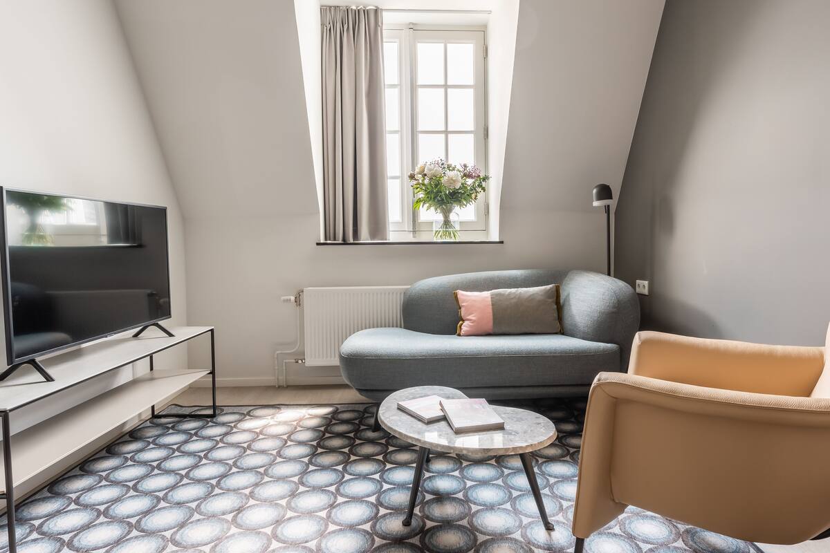 Standard-Suite, Küche | Wohnbereich | Smart-TV, Streaming-Dienste
