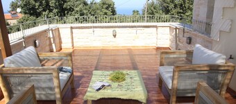 For Digital Nomads, Retired people, families, with private pool, view, beaches.