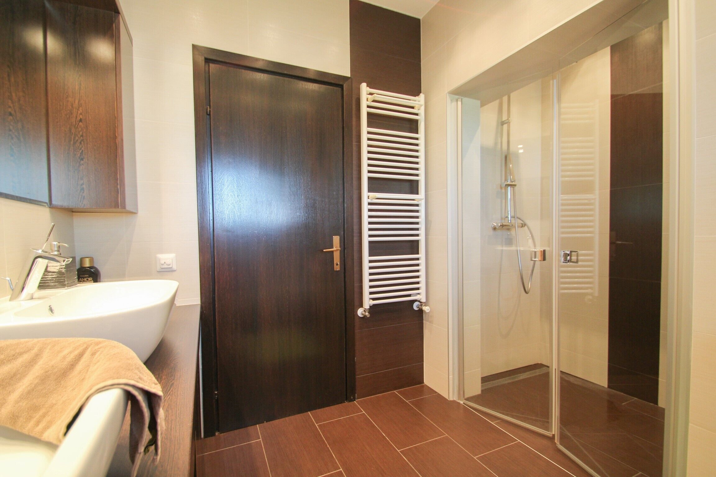 Appartamento (A4) | Bagno | Asciugamani, sapone, carta igienica