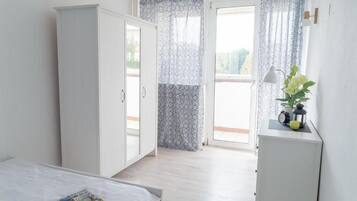 Deluxe Double Room, Balcony | Iron/ironing board, free WiFi, bed sheets