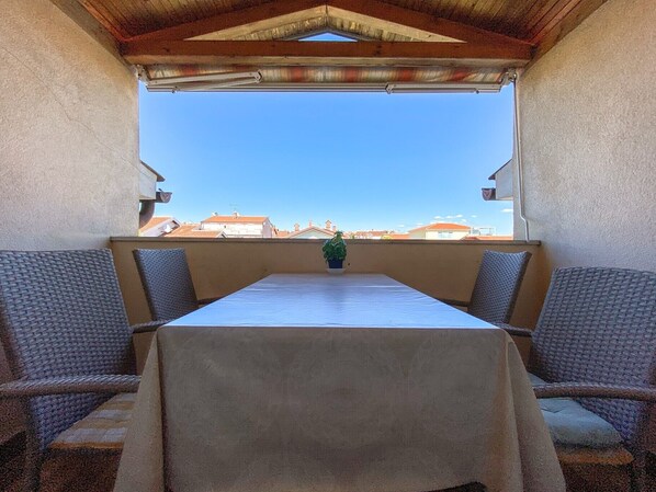 Apartment (A4+1 10 i 11) | Balkon