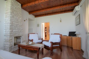 Familienhaus | Wohnzimmer | Flachbildfernseher