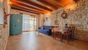 Apartment, Sea View | Living area - Laura (Novigrad)