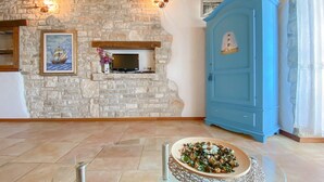 Apartment, Sea View | Living area - Laura (Novigrad)