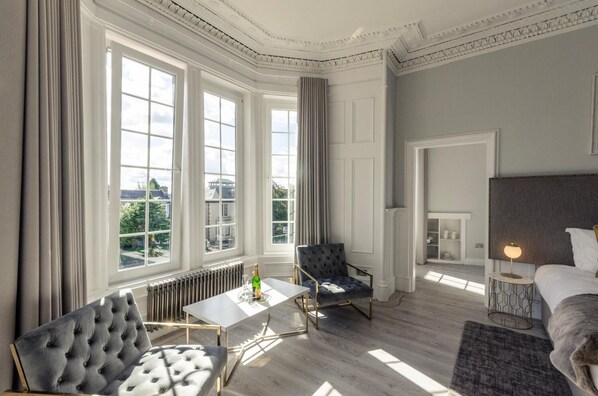 Décoration personnalisée, ameublement personnalisé, rideaux occultants