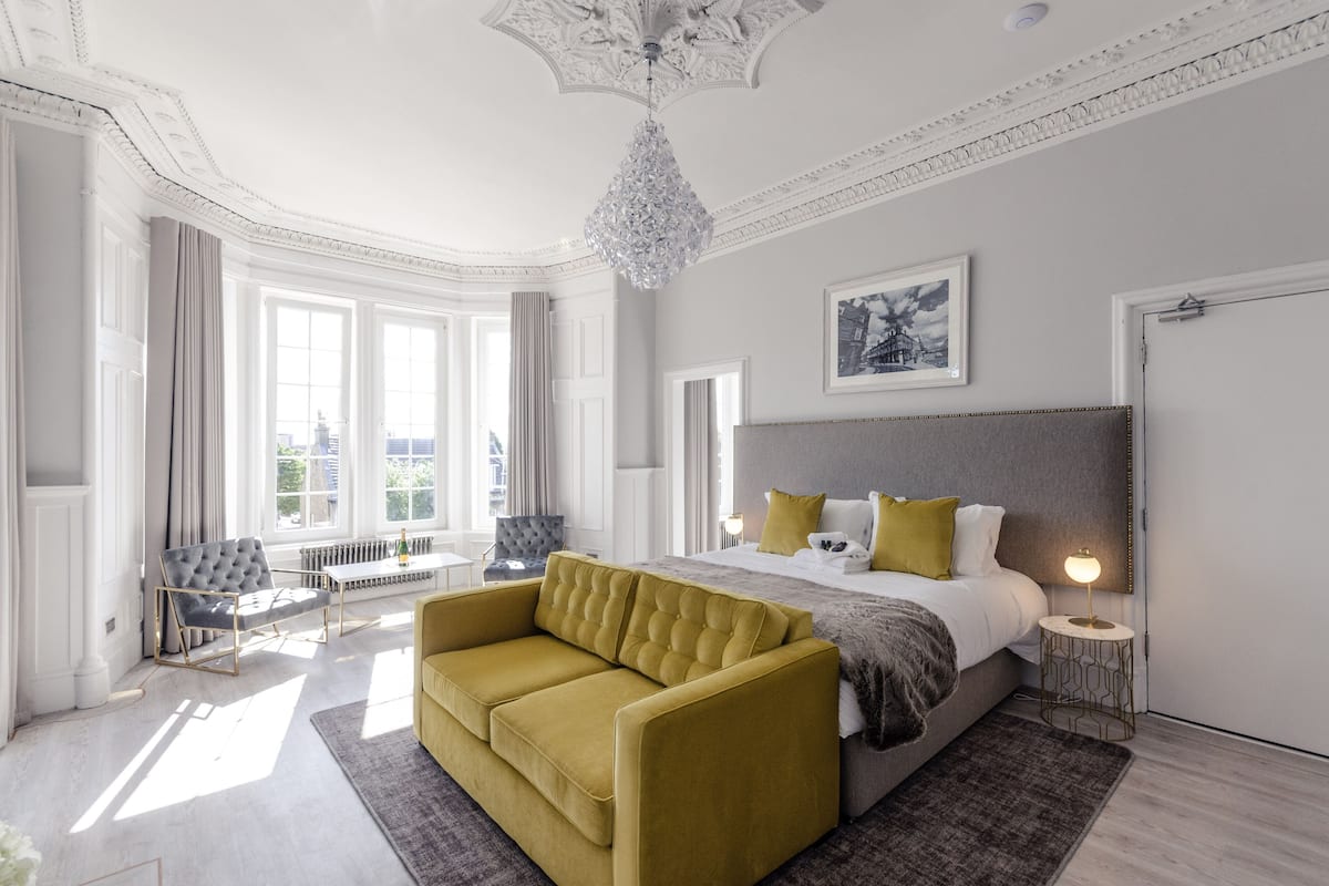 Superior suite, niet-roken | 1 slaapkamer, individueel gedecoreerd, individueel gemeubileerd