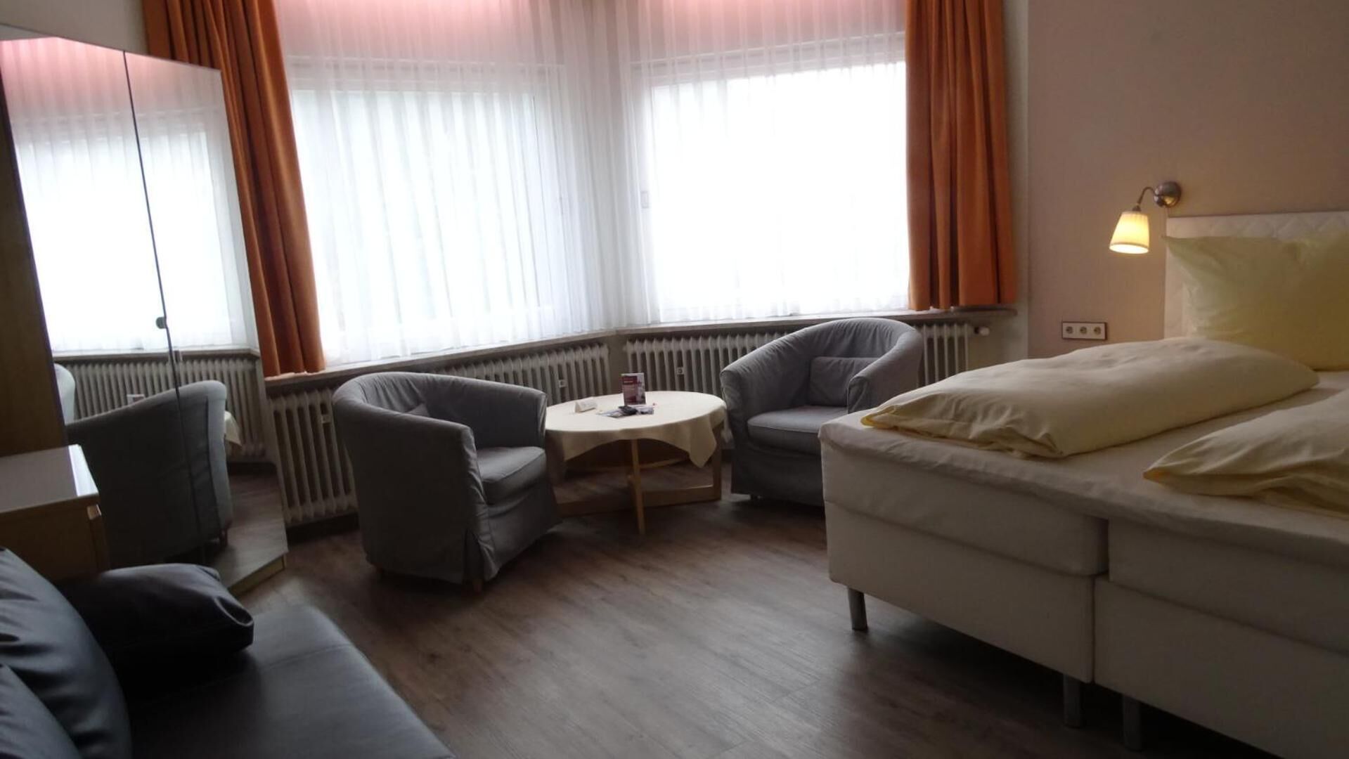 1 bedroom, premium bedding, blackout curtains, soundproofing