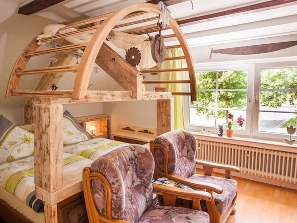 1 chambre, fer et planche à repasser, lit parapluie, Wi-Fi gratuit