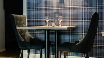 Komplet morgenmad hver dag (15.00 GBP pr. person)