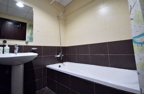 Studio (Frankfurt 07) | Bathroom | Towels