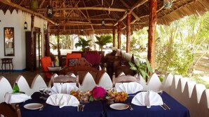 Breakfast, lunch and dinner served - Chapwani Island (Zanzibar Town)