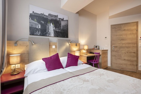 HOTEL junior by max70