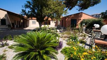 Enceinte de lâhĂ©bergement