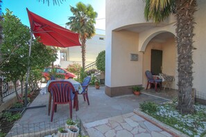 Apartment, 2 Bedrooms (1) | Terrace/patio
