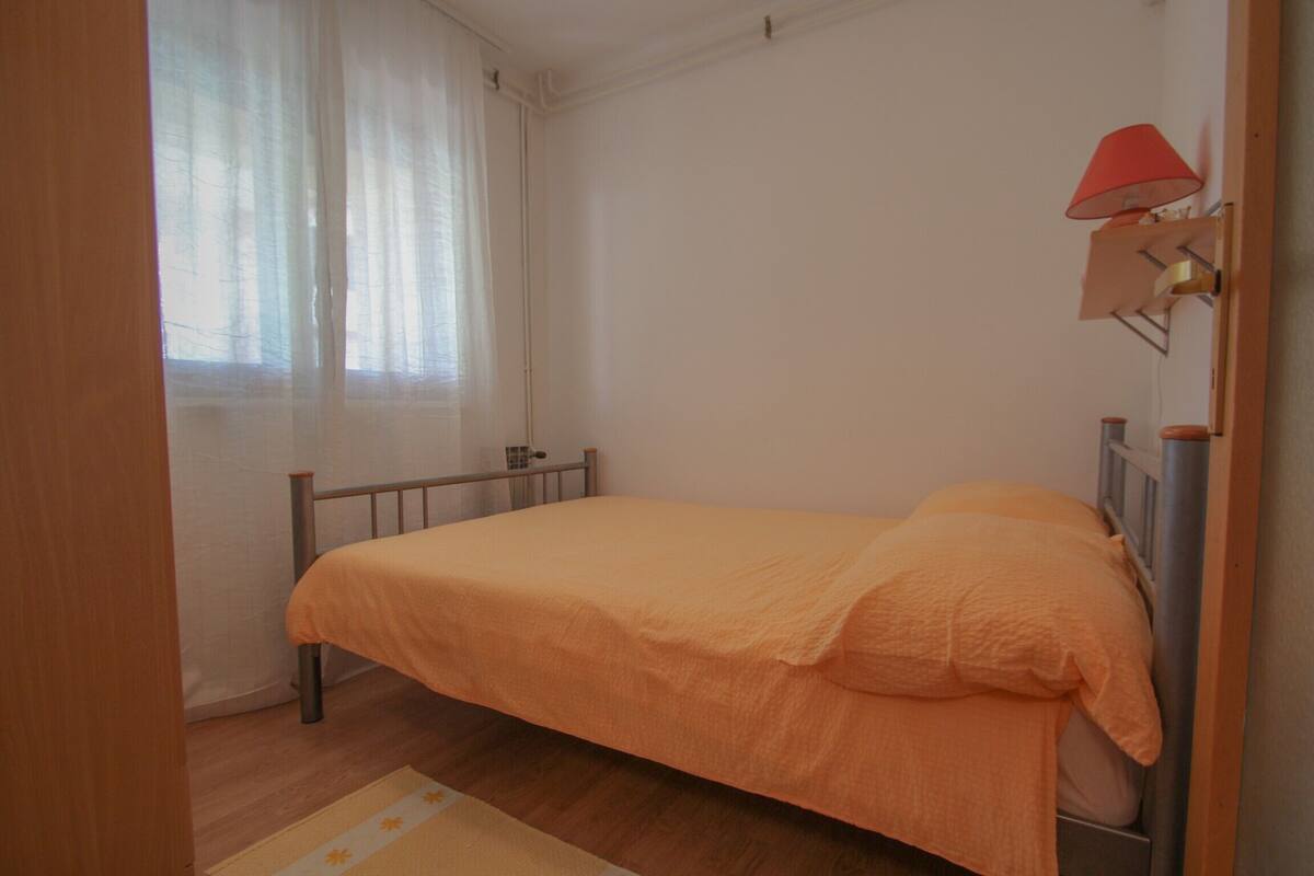 Appartement, terrasse (2) | Bureau, accès au Wi-Fi (inclus), literie fournie