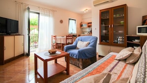 Apartment, 1 Bedroom (A2+1) | Living room - Maria (Novigrad)