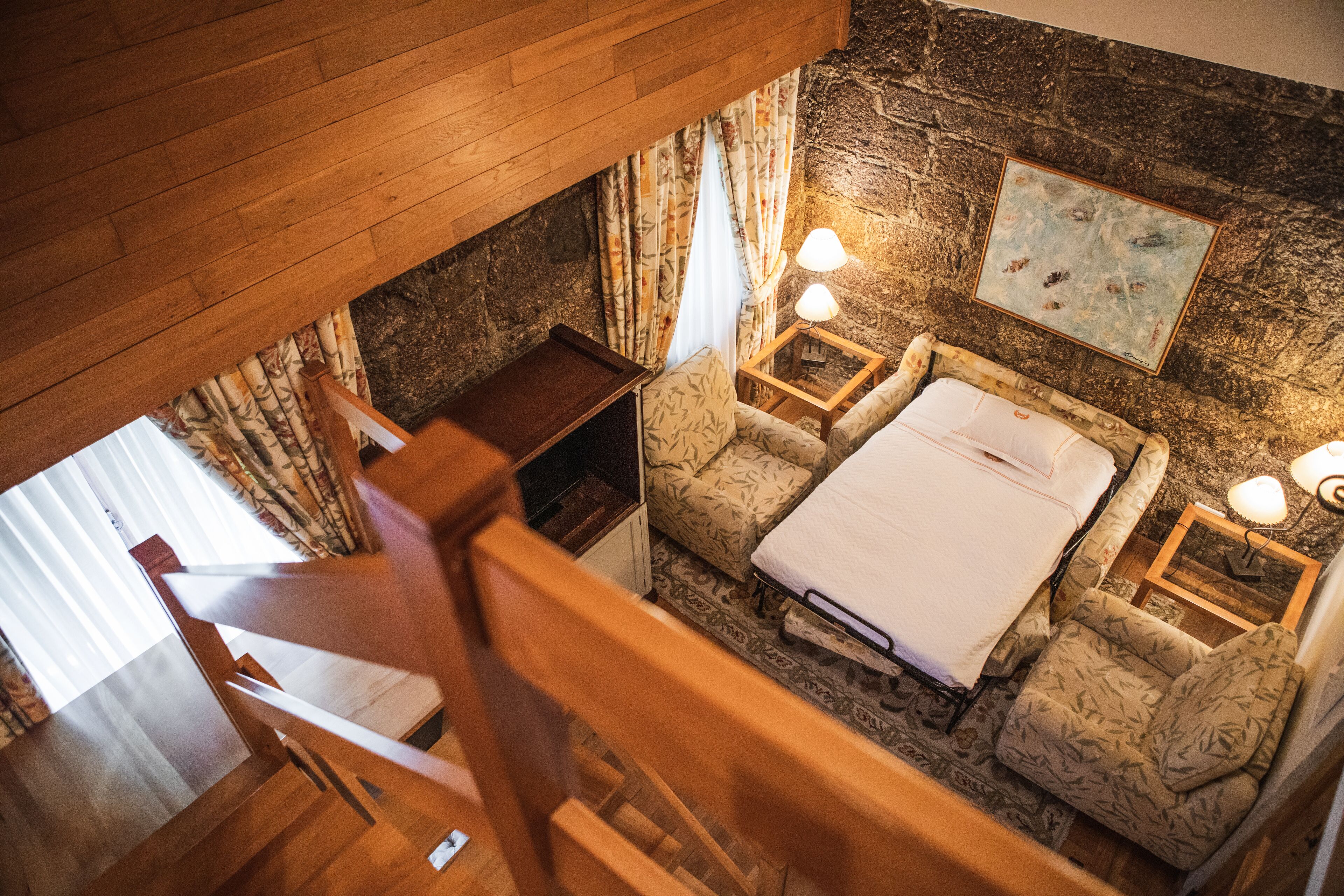 deluxe studio suite | 1 bedroom, desk, free wifi, bed sheets