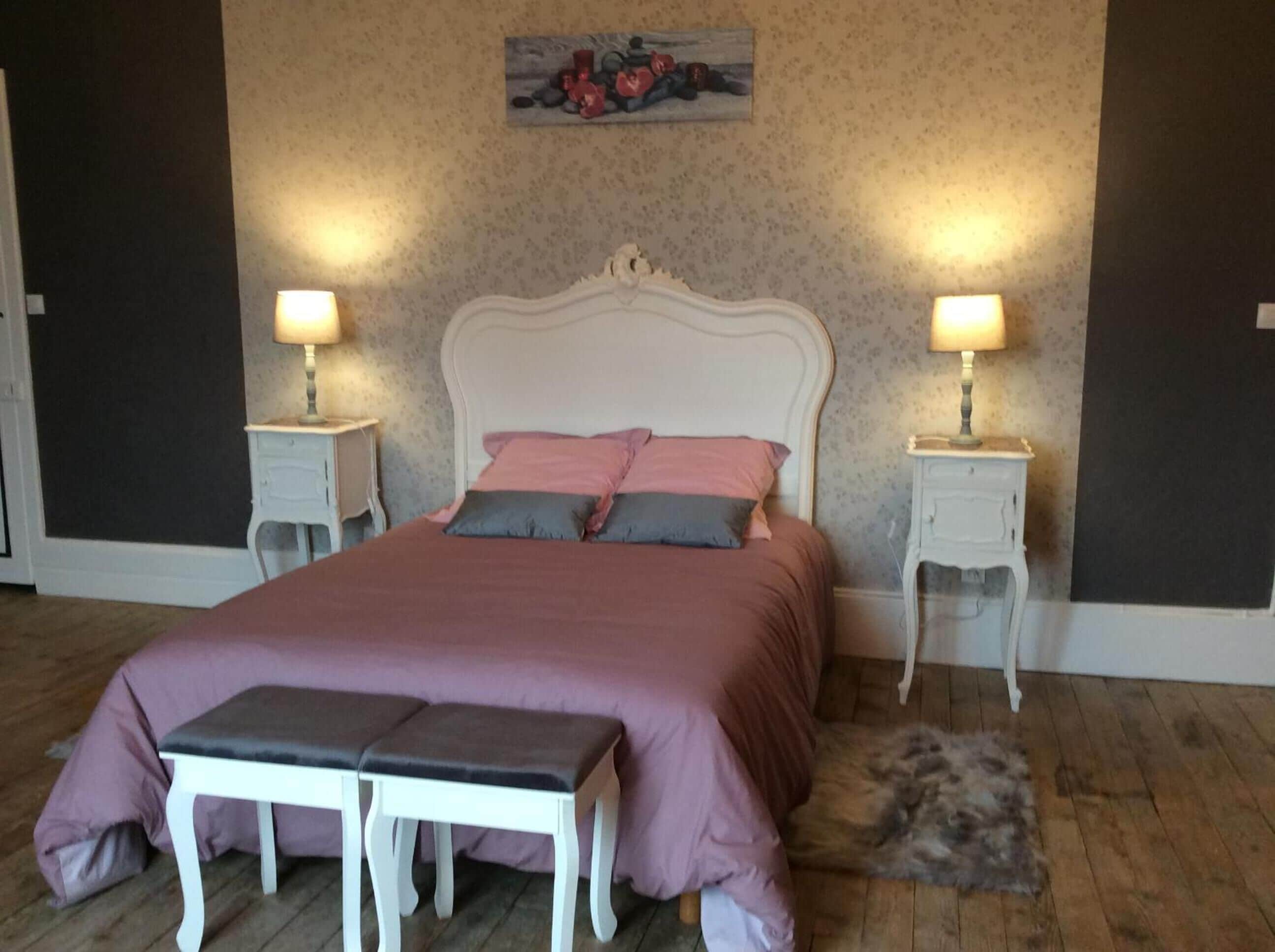 Bureau, chambres insonorisées, Wi-Fi gratuit, draps fournis