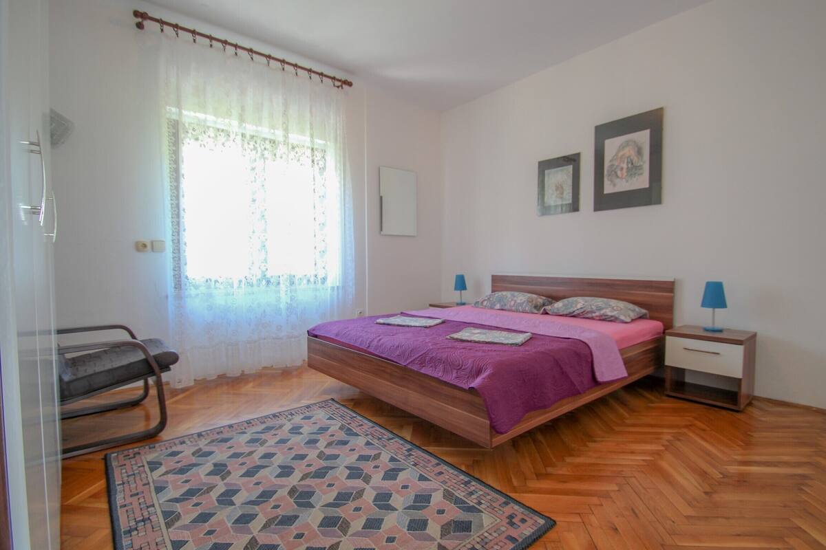 Departamento, balcón (2) | 1 habitación, escritorio, wifi gratis y ropa de cama